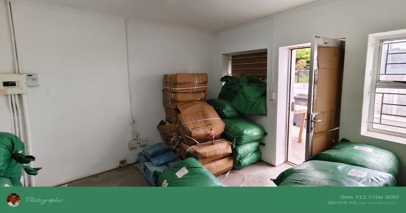 To Let Commercial Property for Rent in Parow Western Cape